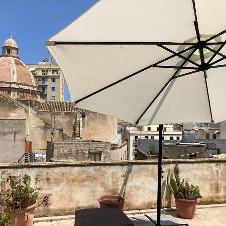 Appartamento Bradamante Little Tower Trapani Esterno foto