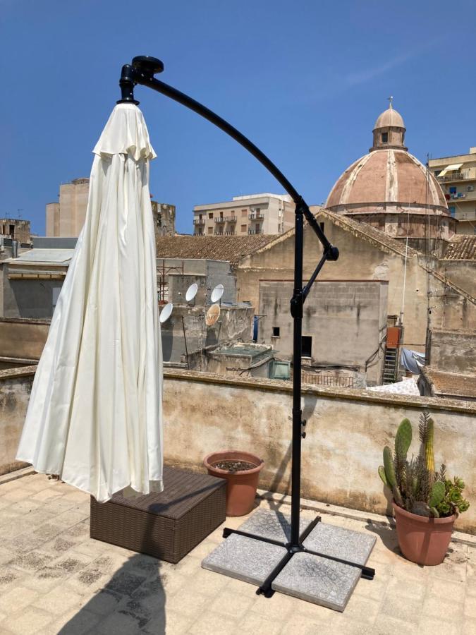 Appartamento Bradamante Little Tower Trapani Esterno foto